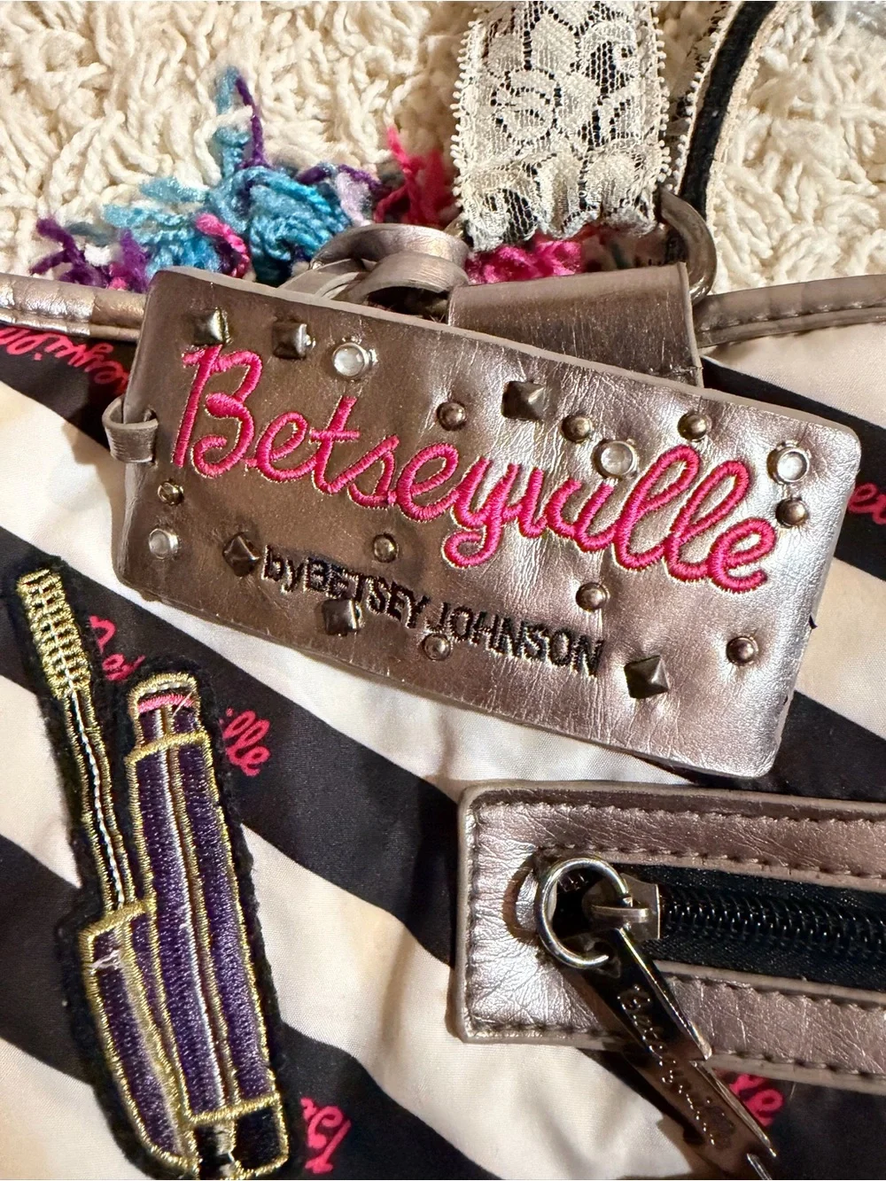 Betsey Johnson betseyville black
